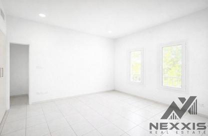 Villa - 4 Bedrooms - 4 Bathrooms for rent in Springs 5 - The Springs - Dubai