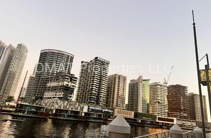 Retail - Studio - 1 Bathroom for rent in Waters Edge - Business Bay - Dubai