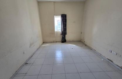 Apartment - 2 Bedrooms - 3 Bathrooms for rent in Fatimah Saleh Building - Al Muhaisnah 4 - Al Muhaisnah - Dubai