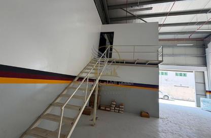 Warehouse - Studio - 1 for rent in Industrial Area 4 - Sharjah Industrial Area - Sharjah
