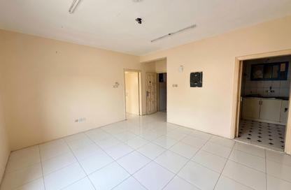 Apartment - 1 Bedroom - 1 Bathroom for rent in Bu Tina - Al Sharq - Sharjah
