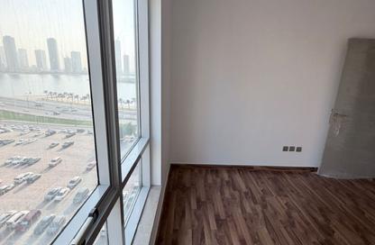 Apartment - 3 - 3 for sale in Al Khan Corniche - Al Khan - Sharjah Apartment - 3 - 3 for sale in Al Khan Corniche - Al Khan - Sharjah