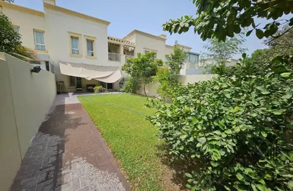 Villa - 2 Bedrooms - 3 Bathrooms for rent in Springs 11 - The Springs - Dubai