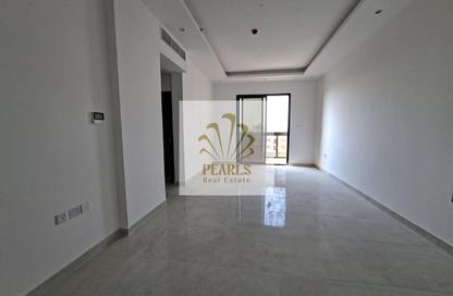 Apartment - 2 - 3 for rent in Al Jurf 3 - Al Jurf - Ajman