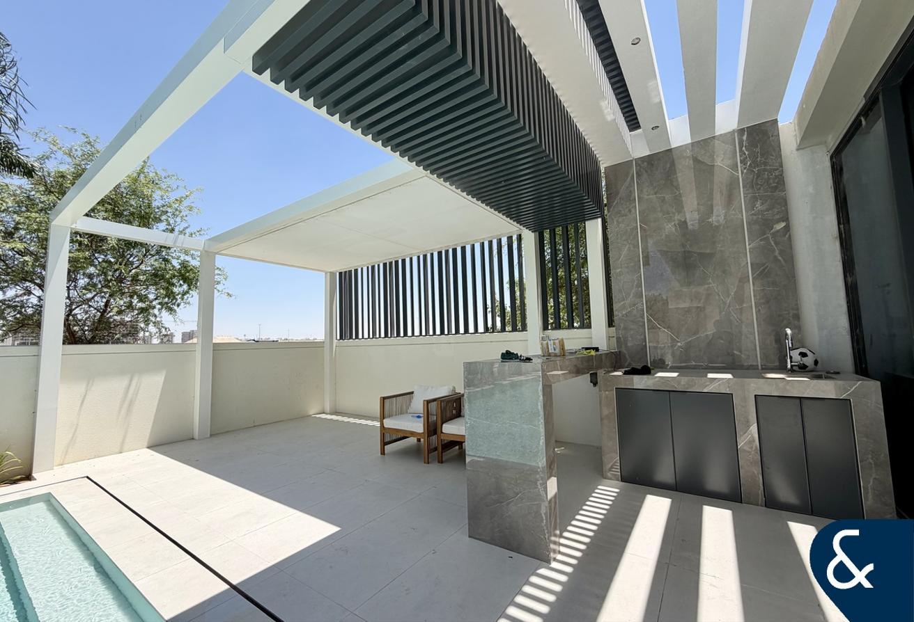 Luxury 4 Bed Villa | Fully Upgraded | Pool photo 19