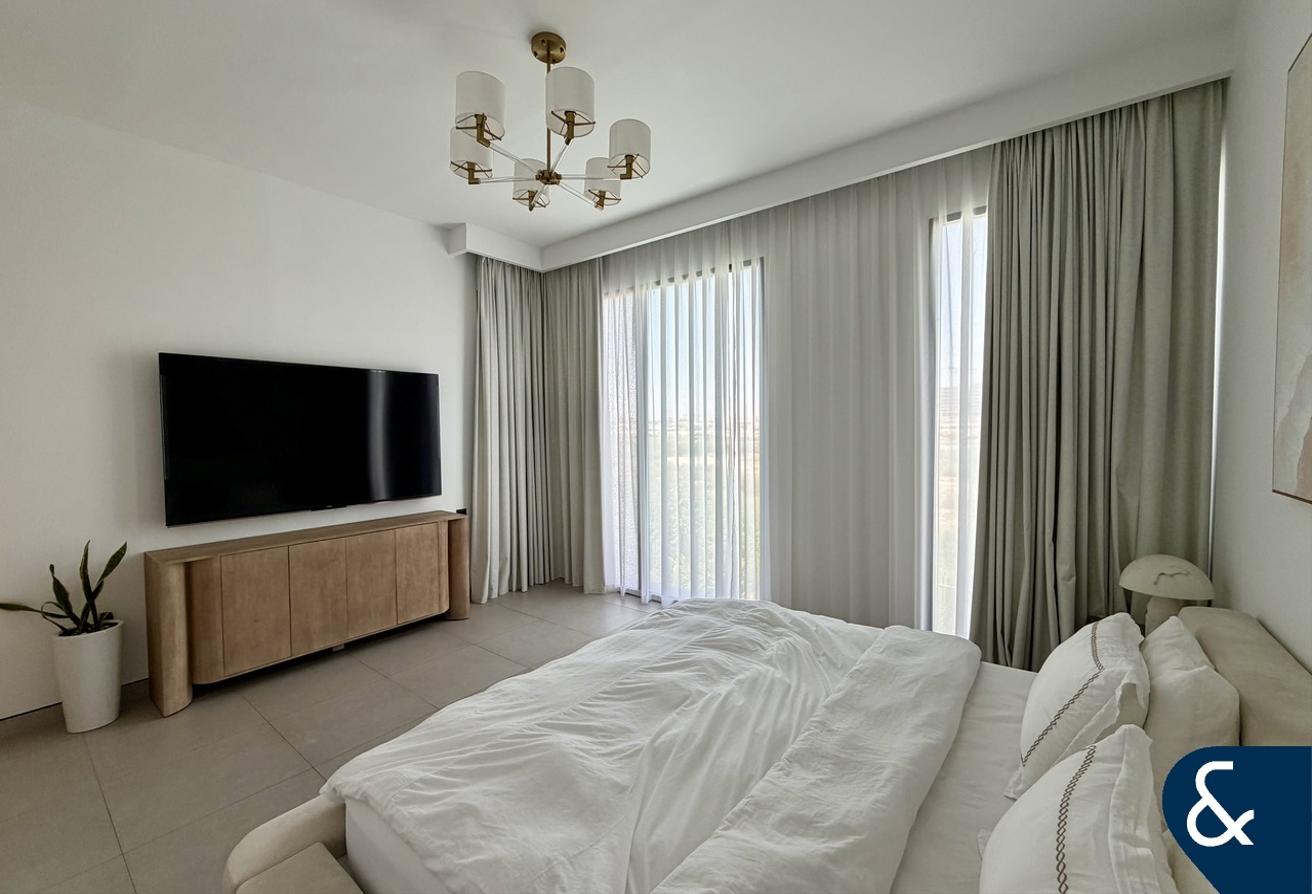 Luxury 4 Bed Villa | Fully Upgraded | Pool photo 13