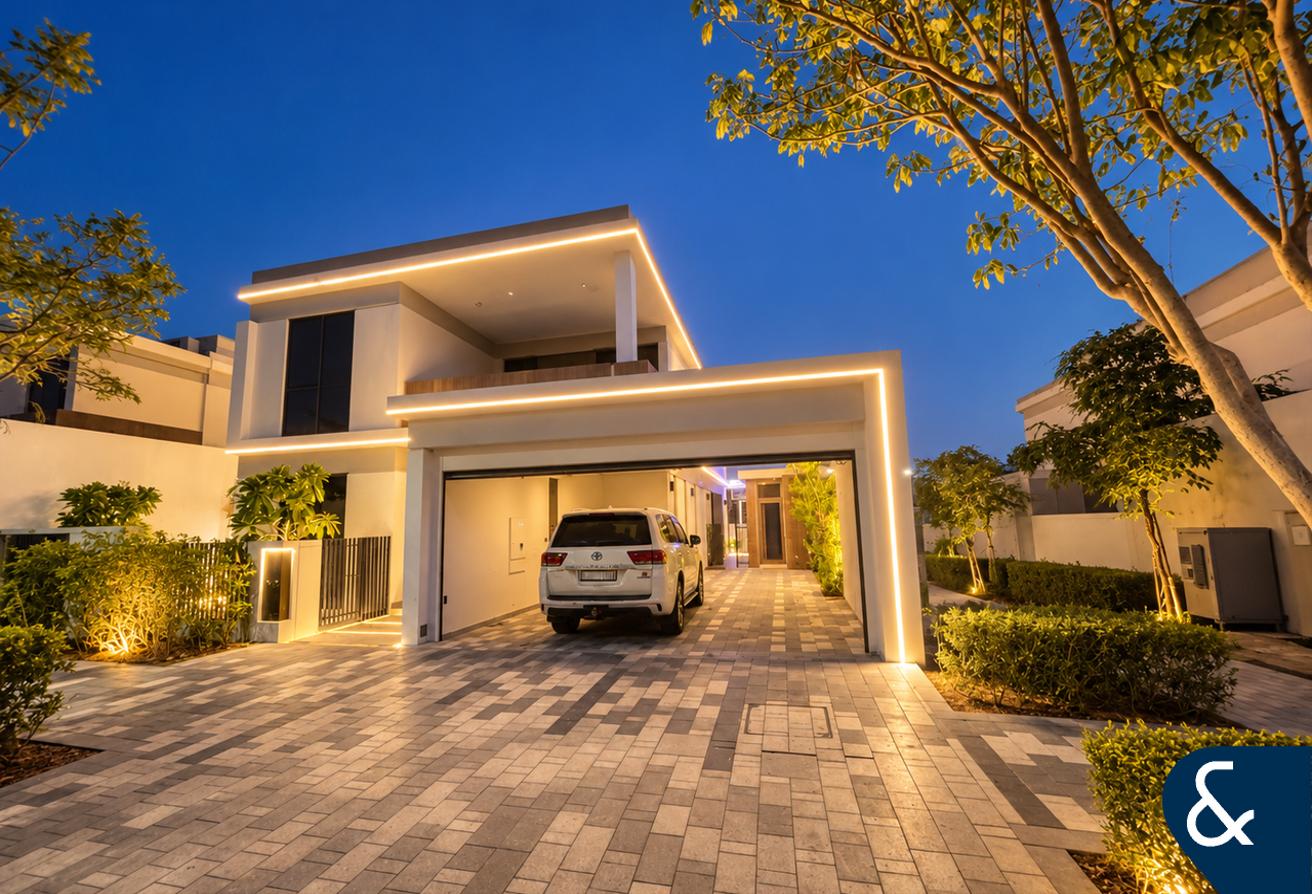 Luxury 4 Bed Villa | Fully Upgraded | Pool photo 22