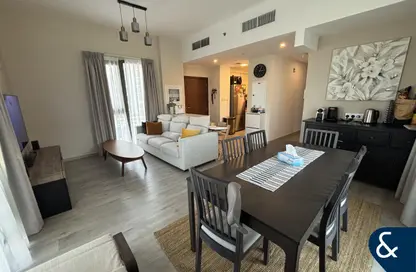 Apartment - 3 Bedrooms - 3 Bathrooms for sale in Hayat Boulevard 2B - Hayat Boulevard 2 - Hayat Boulevard - Town Square - Dubai