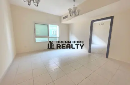 Apartment - 1 Bedroom - 2 Bathrooms for rent in Hend Tower - Al Taawun Street - Al Taawun - Sharjah