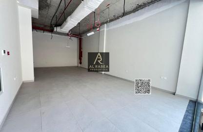 Shop - Studio - 1 Bathroom for rent in Abna Saqer Building - Al Hamidiya 1 - Al Hamidiya - Ajman
