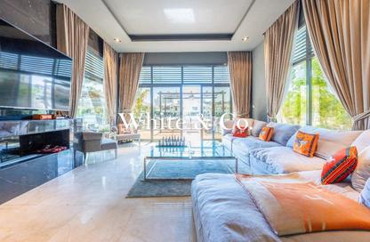 Villa - 5 Bedrooms - 6 Bathrooms for rent in Garden Homes Frond N - Garden Homes - Palm Jumeirah - Dubai Villa - 5 Bedrooms - 6 Bathrooms for rent in Garden Homes Frond N - Garden Homes - Palm Jumeirah - Dubai