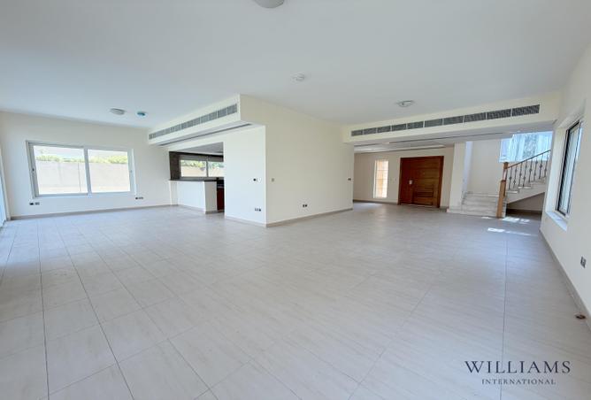 141892395 - Property Image 3