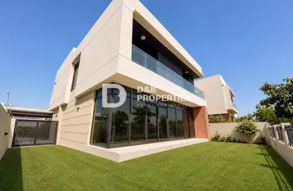 Villa - 5 Bedrooms - 6 Bathrooms for rent in Longview - Damac Hills - Dubai