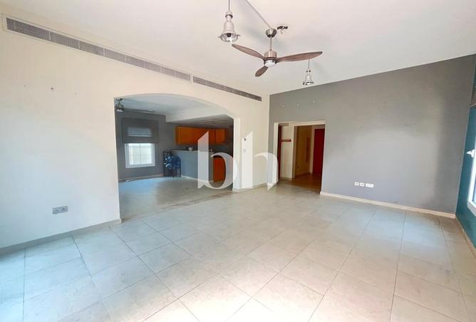 70286264 - صورة العقار 2