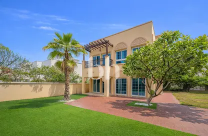 فيلا - 2 غرف نوم - 3 حمامات للبيع في 7B حي - مثلث قرية جميرا - دبي