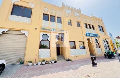 Villa - Studio - 5 Bathrooms for rent in Al Barsha 3 - Al Barsha - Dubai