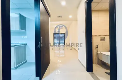 Apartment - 1 Bedroom - 2 Bathrooms for rent in Jumeirah Garden City - Al Satwa - Dubai