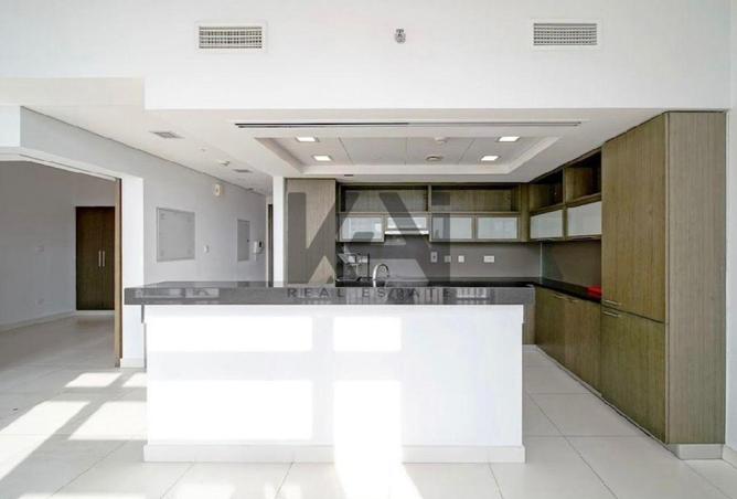 93994043 - Property Image 3