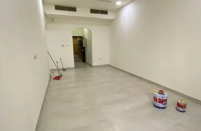 Apartment - 2 Bedrooms - 3 Bathrooms for rent in Al Mowaihat 1 - Al Mowaihat - Ajman