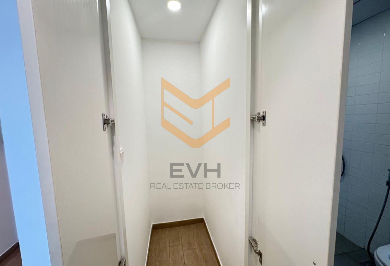 Chiller Free - Unfurnished - Near Metro 1 BHK photo 10