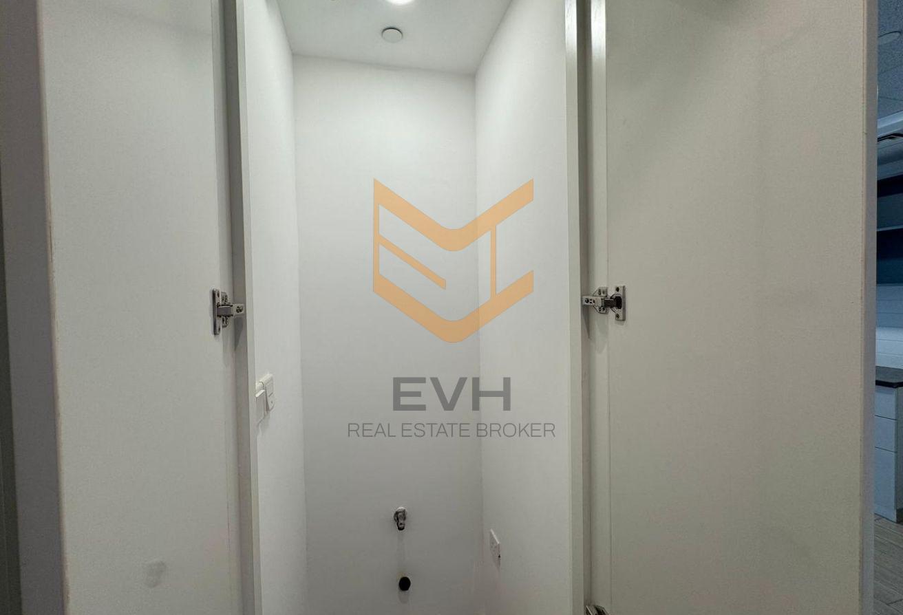 Chiller Free - Unfurnished - Near Metro 1 BHK photo 11