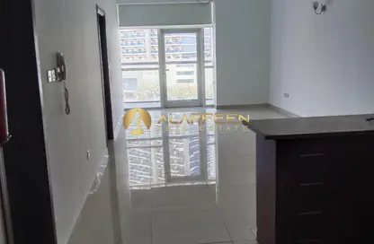 Apartment - 1 Bedroom - 2 Bathrooms for rent in Oasis Tower 1 - Dubai Sports City - Dubai