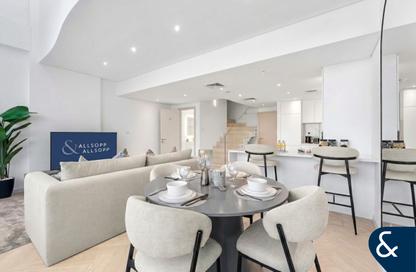 Apartment - 1 Bedroom - 2 Bathrooms for sale in Sky Gardens - DIFC - Dubai