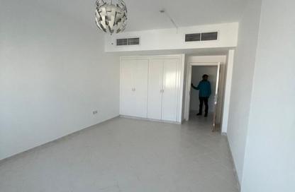 Apartment - 1 - 1 for rent in Al Majaz 1 - Al Majaz - Sharjah