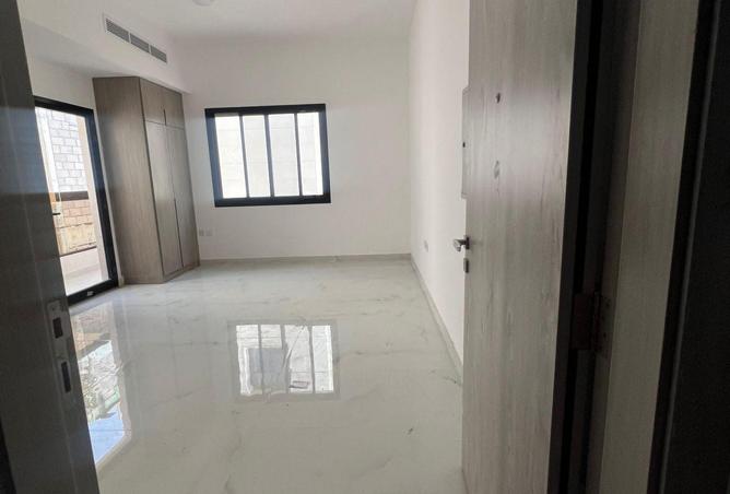 79437270 - Property Image 3