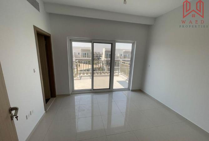 4-bed villa in Dubai — photo 2