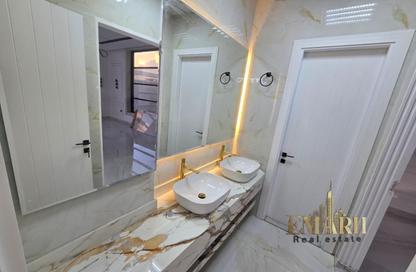 Villa - 6 Bedrooms - 7+ Bathrooms for rent in Kabbali Hills - Al Helio 2 - Al Helio - Ajman