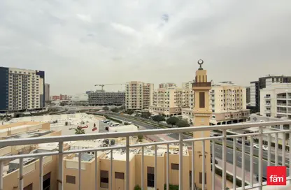 شقة - 2 غرف نوم - 3 حمامات للايجار في 13 مزايا - كيو بوينت - ليوان - دبي لاند - دبي