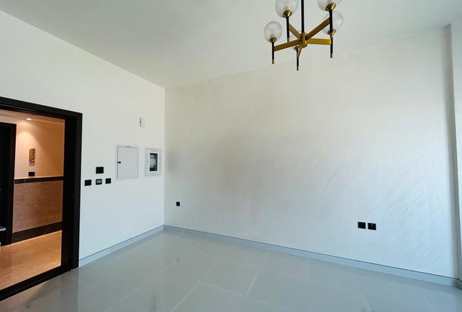 123838050 - Property Image 3