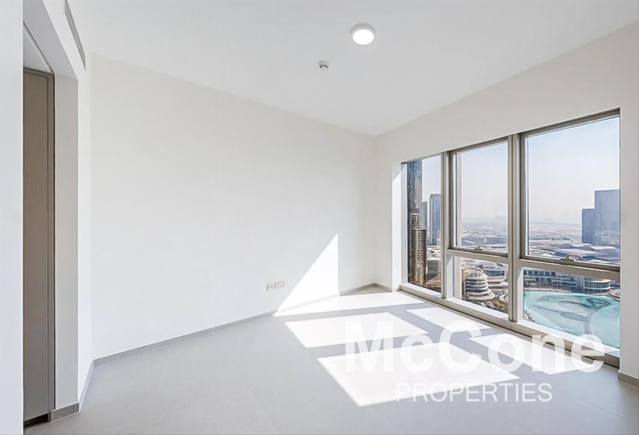 Fountain View | Spacious | Very Bright photo 7