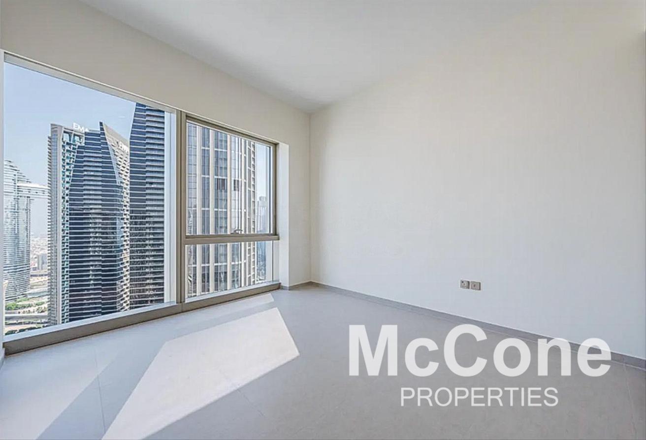 Fountain View | Spacious | Very Bright photo 4