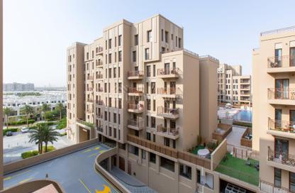 Apartment - 1 Bedroom - 1 Bathroom for sale in Zahra Breeze Apartments 3B - Zahra Breeze Apartments 3 - Zahra Breeze Apartments - Town Square - Dubai
