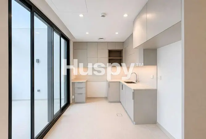 152374805 - Property Image 3