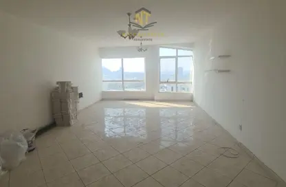 شقة - 3 غرف نوم - 3 حمامات للايجار في بناية ثريا المجاز - المجاز 3 - المجاز - الشارقة