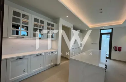 فيلا - 5 غرف نوم - 8 حمامات للبيع في سوق الجبيل - جزيرة الجبيل - أبوظبي