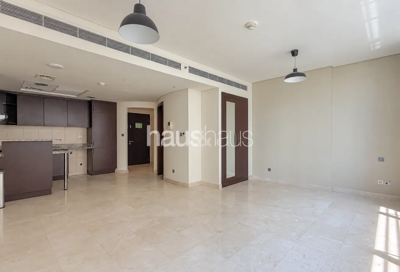 129289042 - Property Main Image