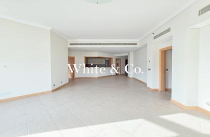Apartment - 3 - 4 for rent in Al Nabat - Shoreline Apartments - Palm Jumeirah - Dubai