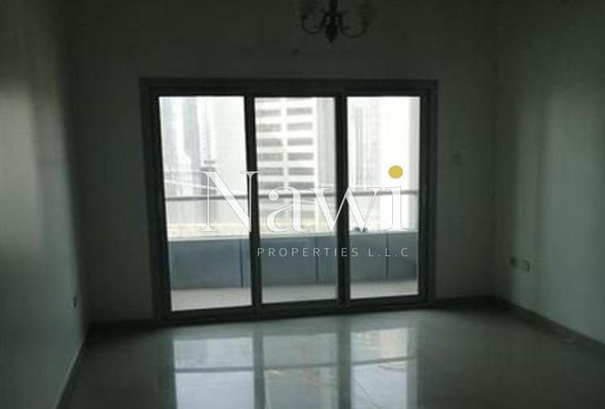 82812269 - Property Image 2