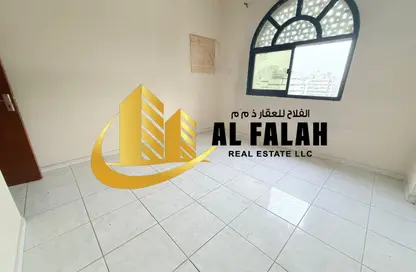 شقة - 2 غرف نوم - 1 حمام للايجار في ميدان الرولة - منطقة الرولة - الشارقة