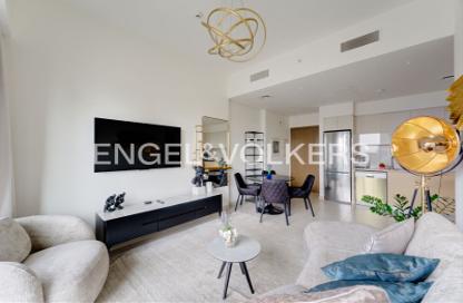 Apartment - 1 - 1 for sale in Burj Royale - Downtown Dubai - Dubai