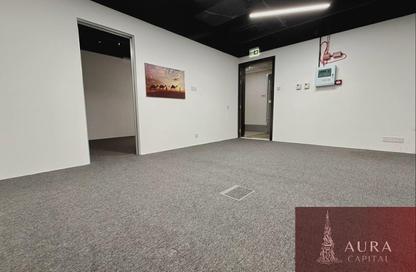 Office Space - Studio - 1 Bathroom for rent in Clover Bay Tower - Business Bay - Dubai