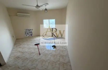 شقة - غرفة نوم - 1 حمام للايجار في مبنى جيباس 3 - الراشدية 2 - الراشدية - عجمان