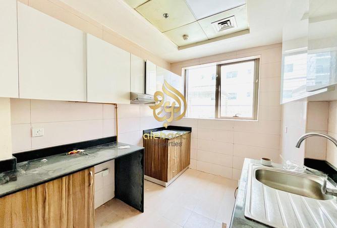 123833226 - Property Image 3