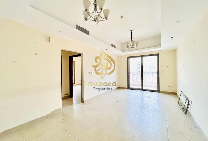 123833226 - Property Image 2