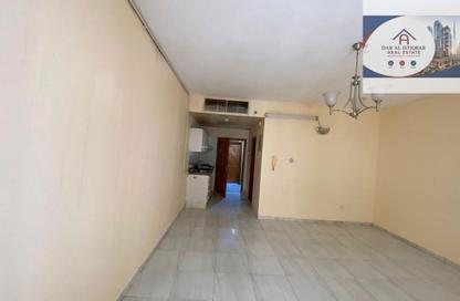 Apartment - Studio - 1 Bathroom for rent in Al Jubail - Al Qasimia - Sharjah Apartment - Studio - 1 Bathroom for rent in Al Jubail - Al Qasimia - Sharjah