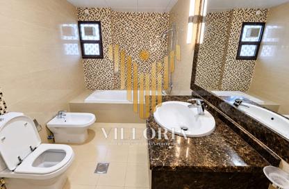 Apartment - 4 - 4 for rent in Cornich Al Khalidiya - Al Khalidiya - Abu Dhabi